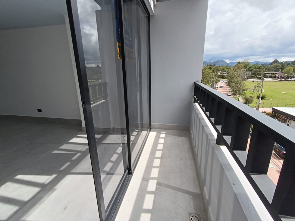 Oficina en arriendo, Llano grande - 6