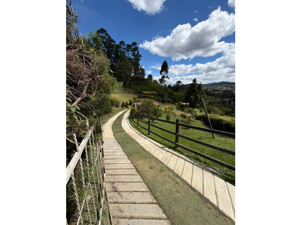 Fina en venta, Guarne — foto 4