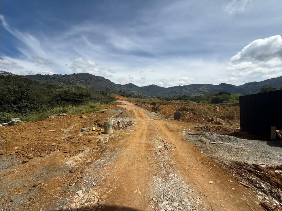 PROYECTO BODEGA EN VENTA - Girardota