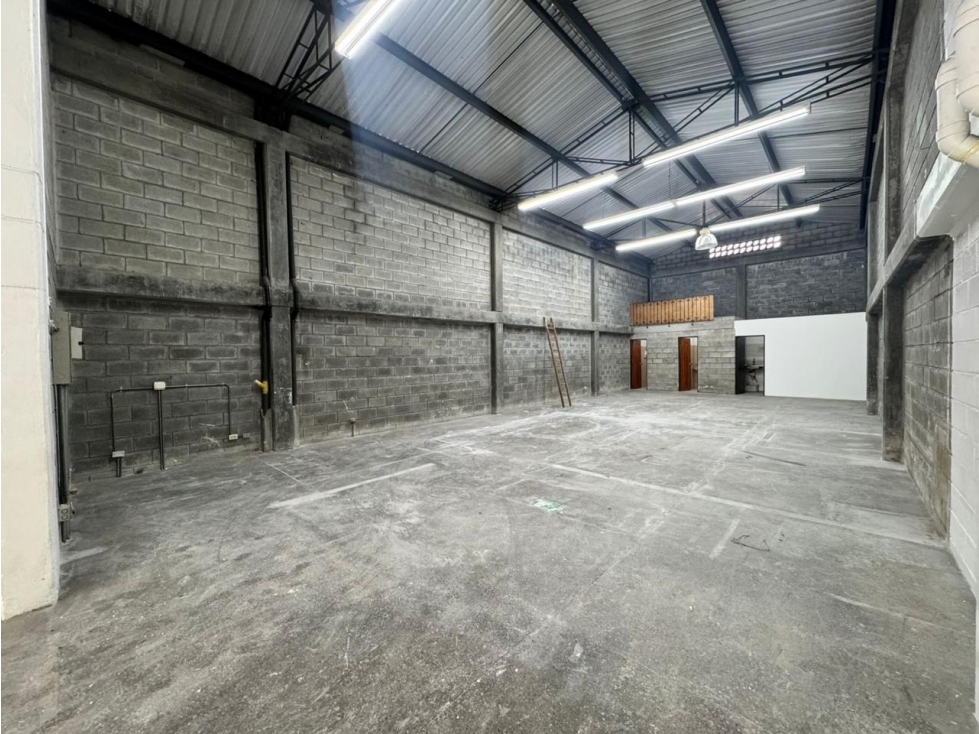 Bodega en Arriendo, Rionegro Antioquia.