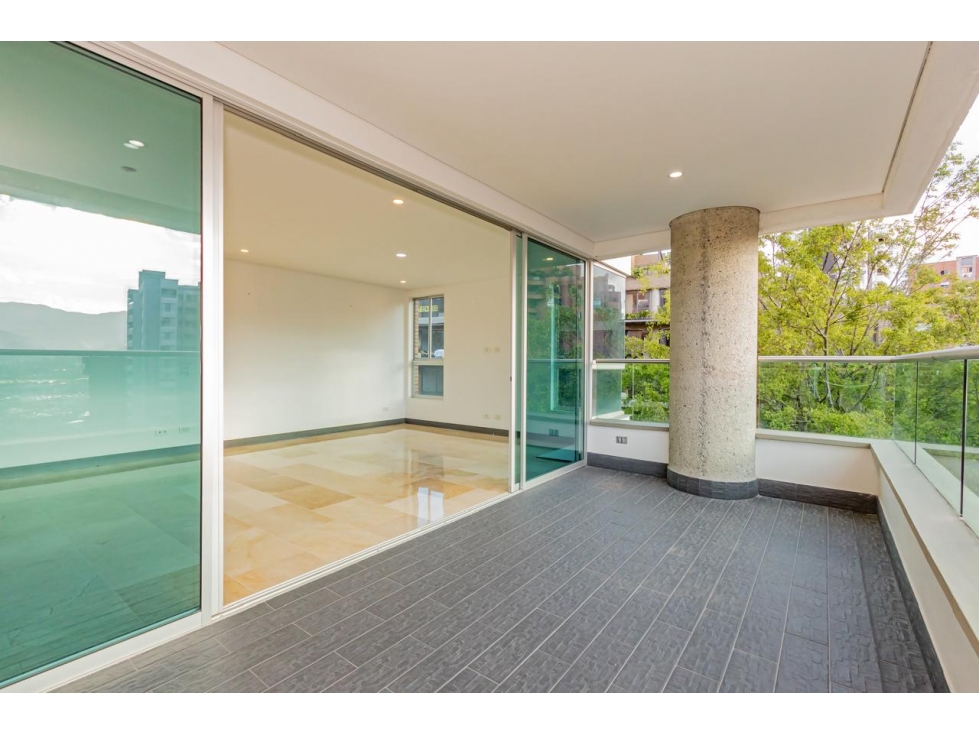 APARTAMENTO DISPONIBLE PARA VENTA EN CASTROPOL — foto 2