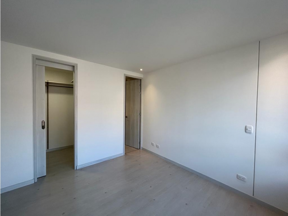 APARTAMENTO PARA LA VENTA EN EL POBALDO — foto 4