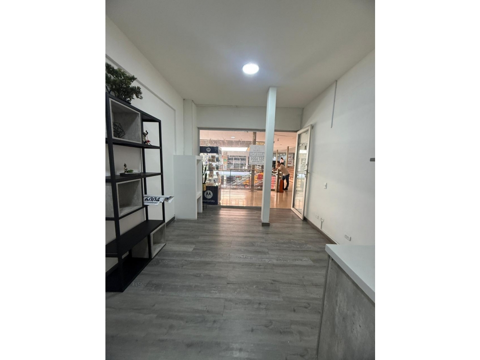 Se Vende Local, Centro de Medellin