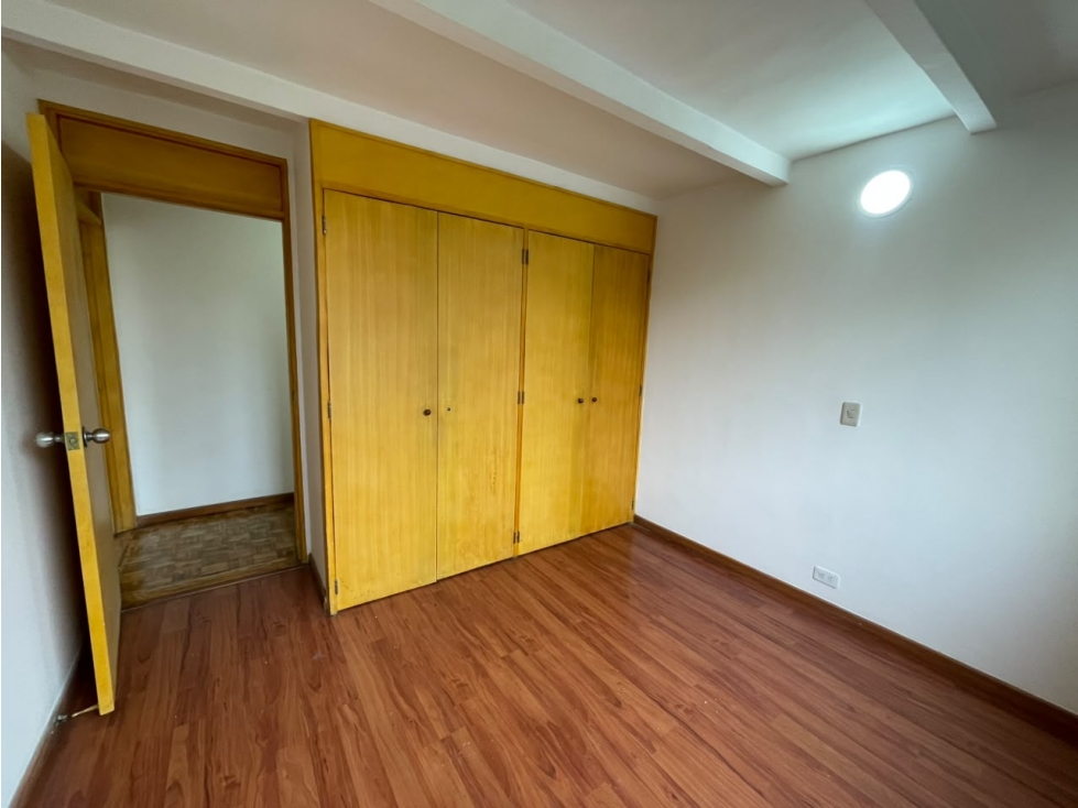 ACOGEDOR APARTAMENTO EN ARRIENDO - PATIO BONITO — foto 5