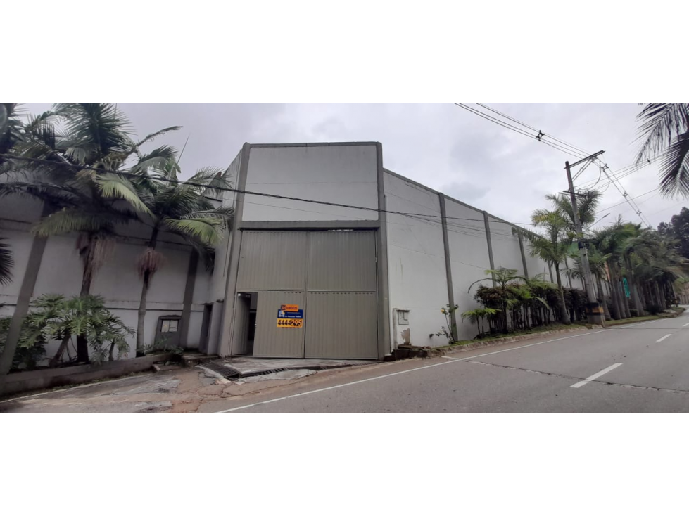 Bodega en alquiler o venta en Guarne. - 2