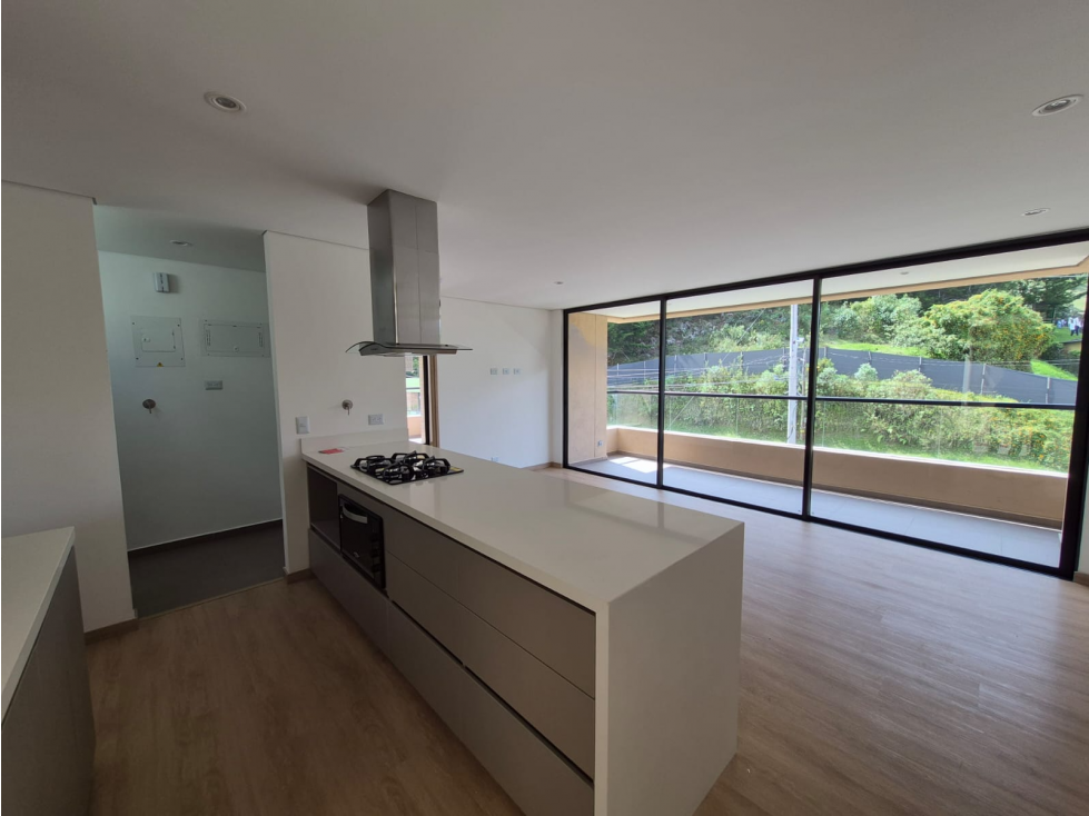Apartamento en arriendo, El Retiro.