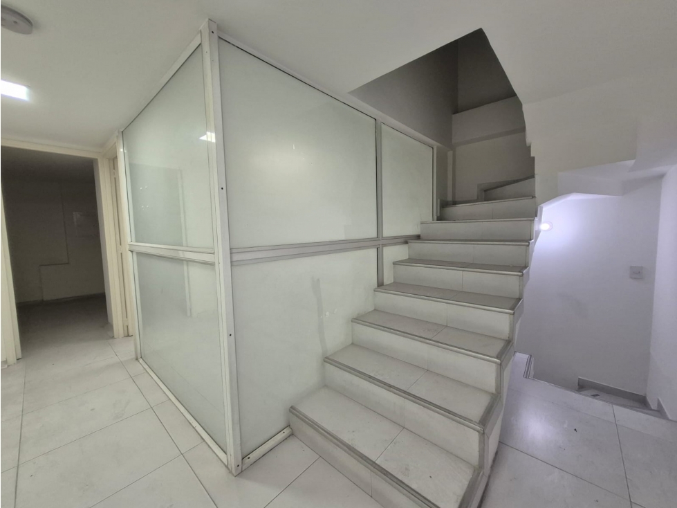 Se Vende Bodega-local en Caribe