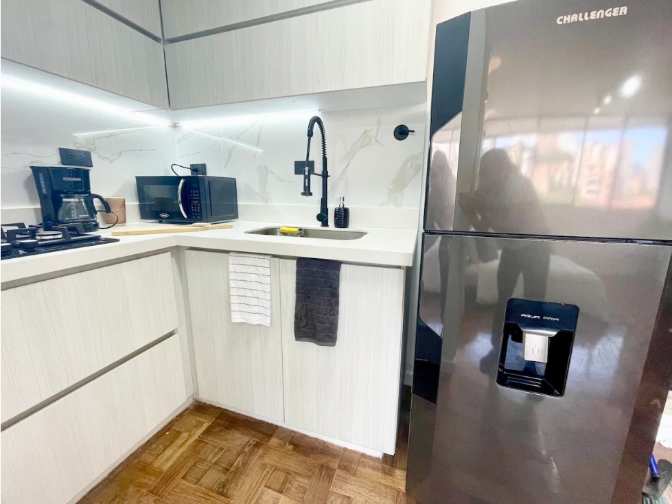 APARTAMENTO EN VENTA EL POBLADO — foto 5