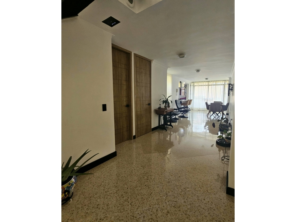 APARTAMENTO EN VENTA - Laureles