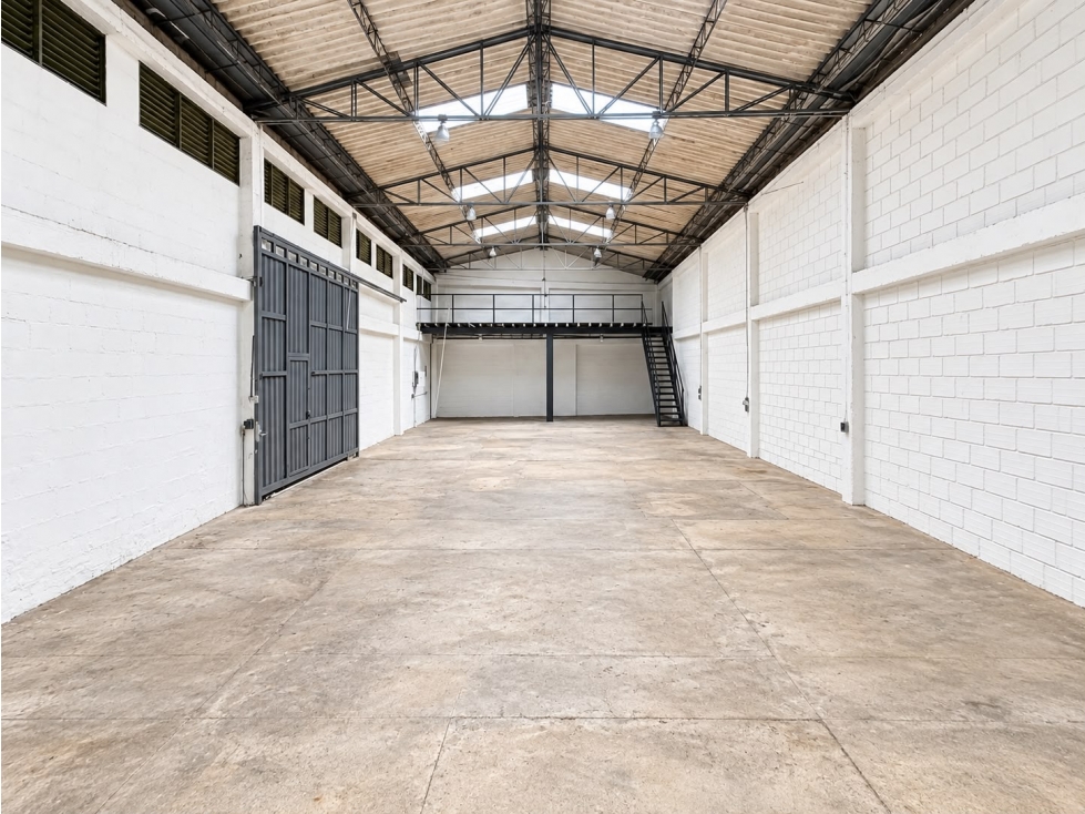 Bodega en venta - Itagüí - 1
