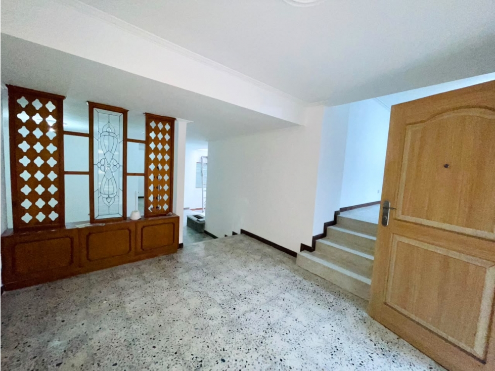 CASA EN SECTOR MIRAFLORES PARA LA VENTA — foto 3