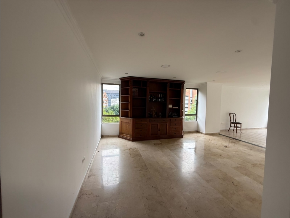 APARTAMENTO EN VENTA EL POBLADO — foto 4