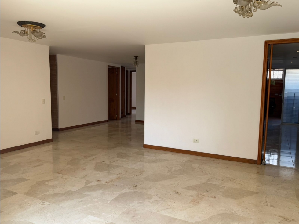 APARTAMENTO EN VENTA LAURELES — foto 3