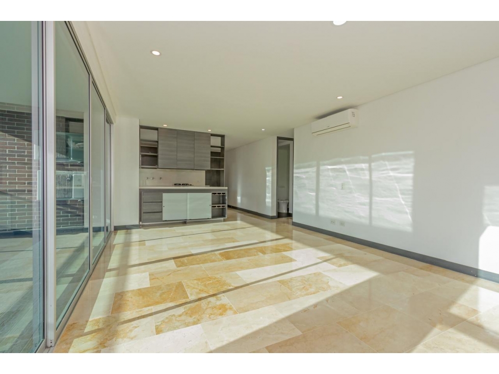 APARTAMENTO DISPONIBLE PARA VENTA EN CASTROPOL — foto 4