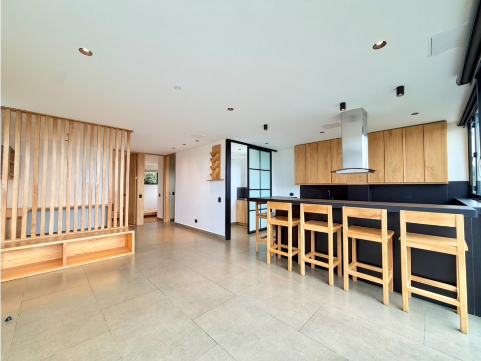 Se Arrienda Apartamento en el Alto de las Palmas, Pantanillo
