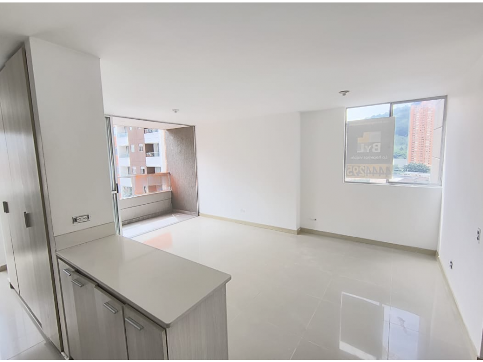 Arriendo Apartamento en Prados de Sabaneta — foto 2