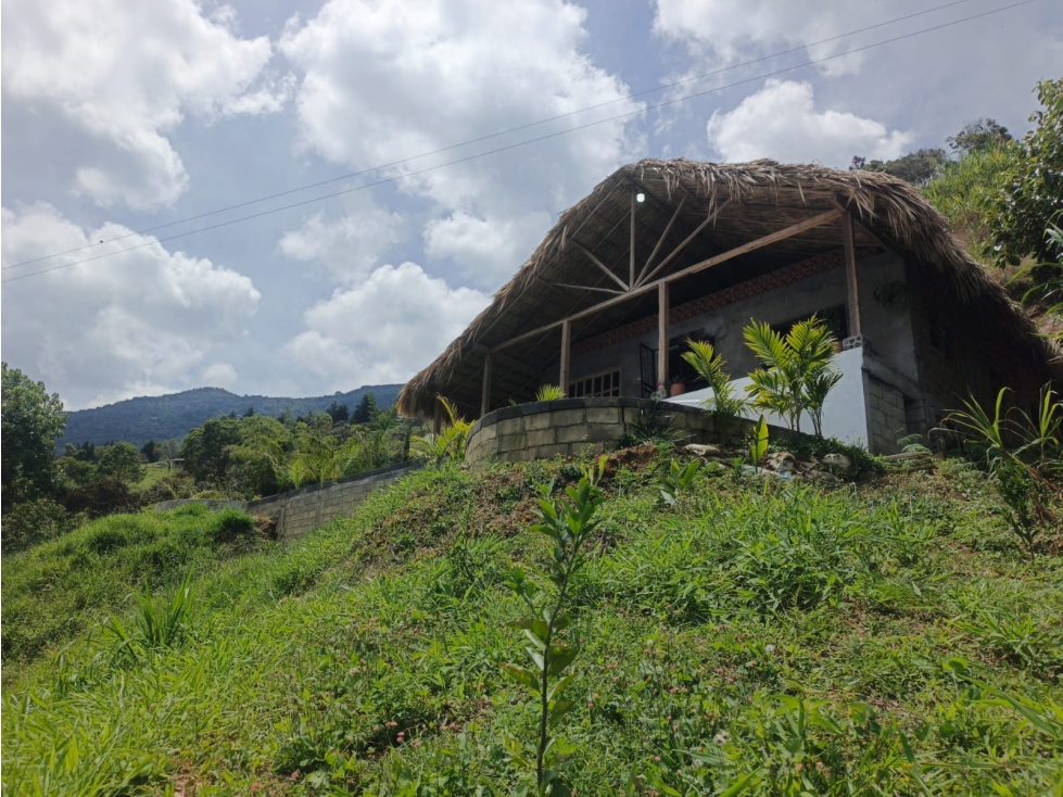 Se Vende Lote con casa en Girardota — foto 3