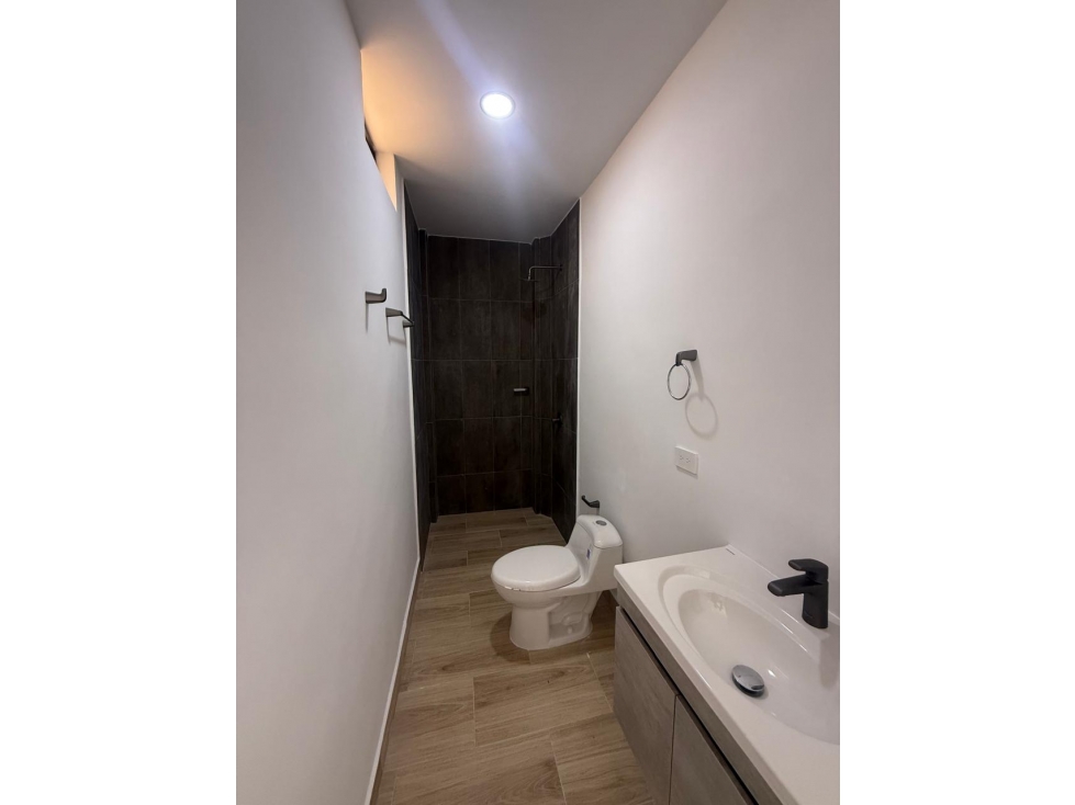 VENTA CASA PARA ESTRENAR CONJUNTO LA BASTILLA - TULUA