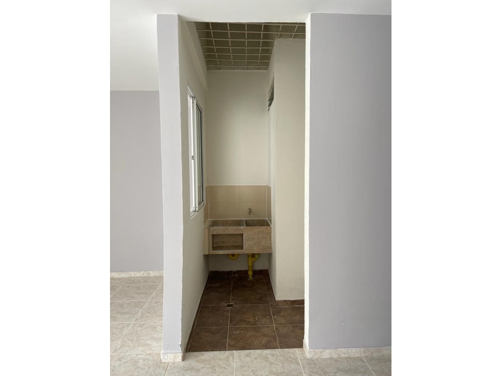 VENTA CASA BIFAMILIAR LOMITAS - TULUA