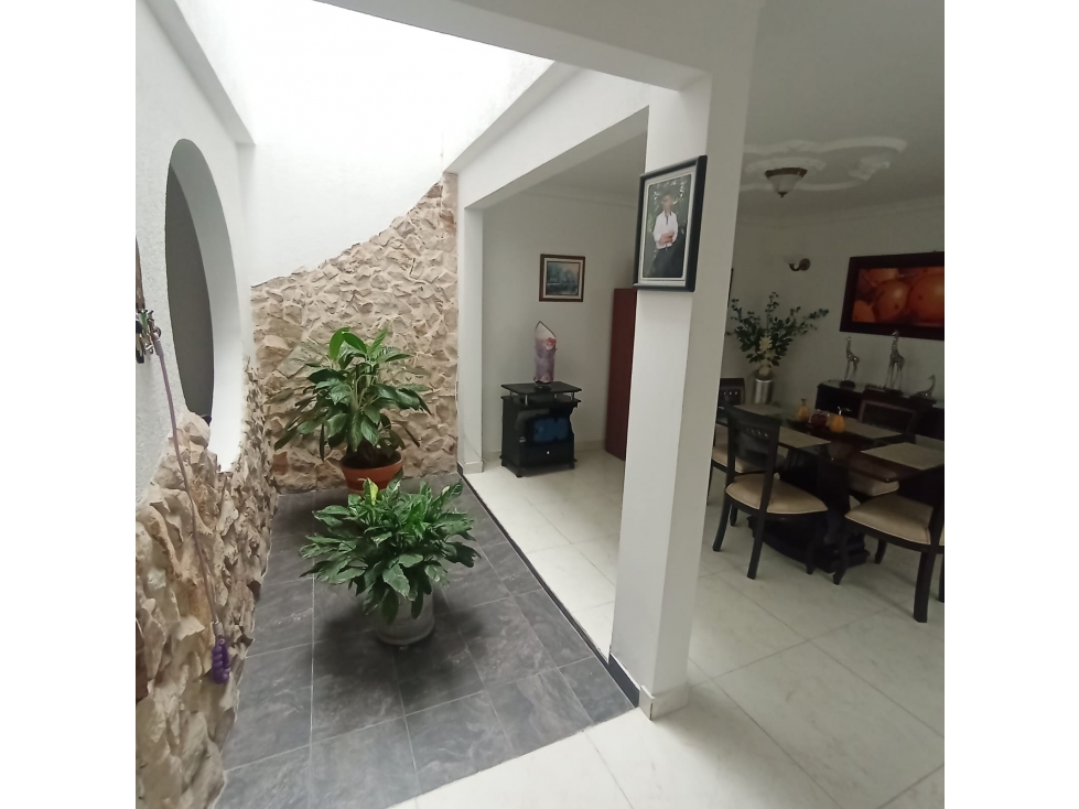 VENTA CASA NUEVO ALVERNIA - TULUA