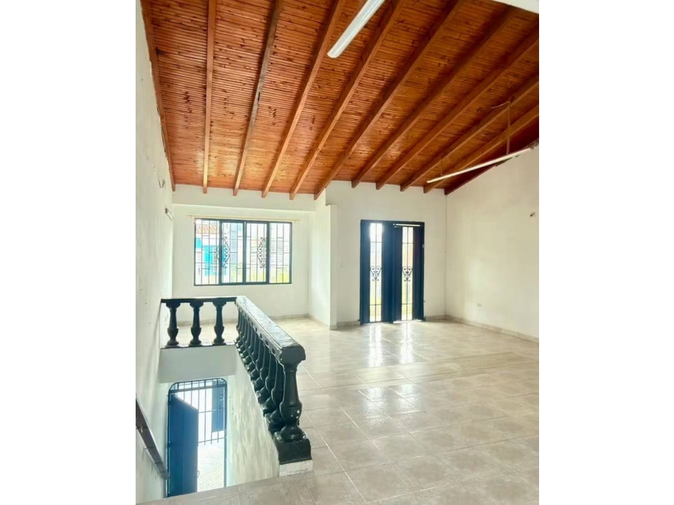 VENTA CASA BIFAMILIAR AVENIDA CALI - TULUA