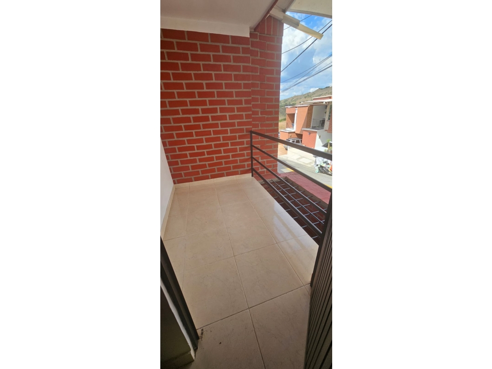 VENTA CASA CONDOMINIO ALTOS DE LA COLINA TULUA - 5