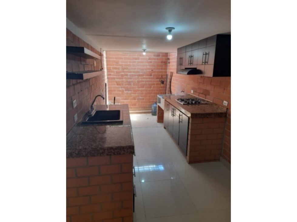 CASA CONJUNTO ALTOS DE LA COLINA - TULUA — foto 2
