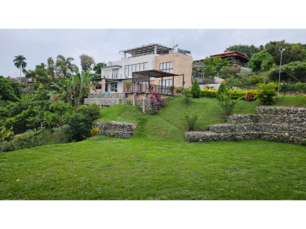 SE VENDE CASA CAMPESTRE VIA LA MARINA - TULUA - 2