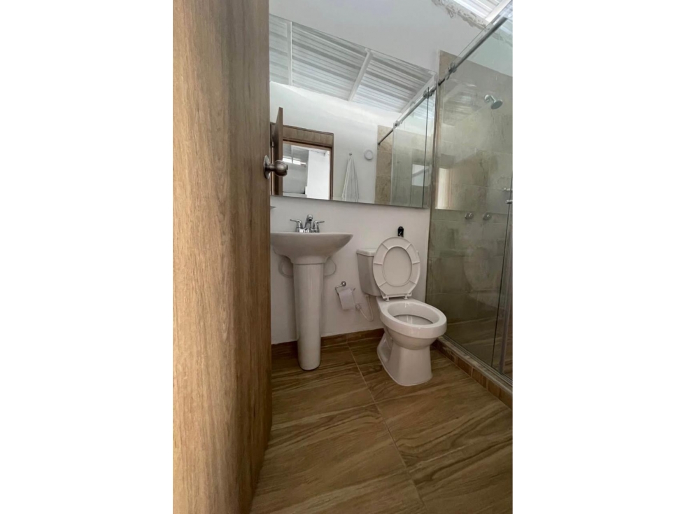 SE VENDE CASA ARBOLEDAS DEL DARIEN — foto 3