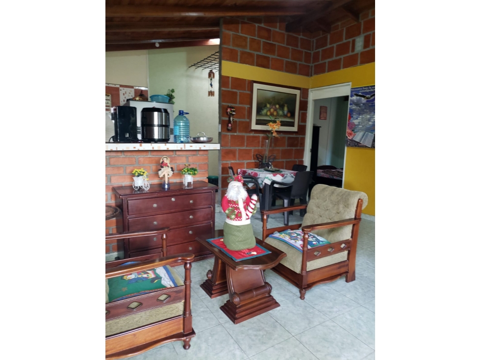 VENTA CASA BIFAMILIAR URB. MARIA CLARA - 4