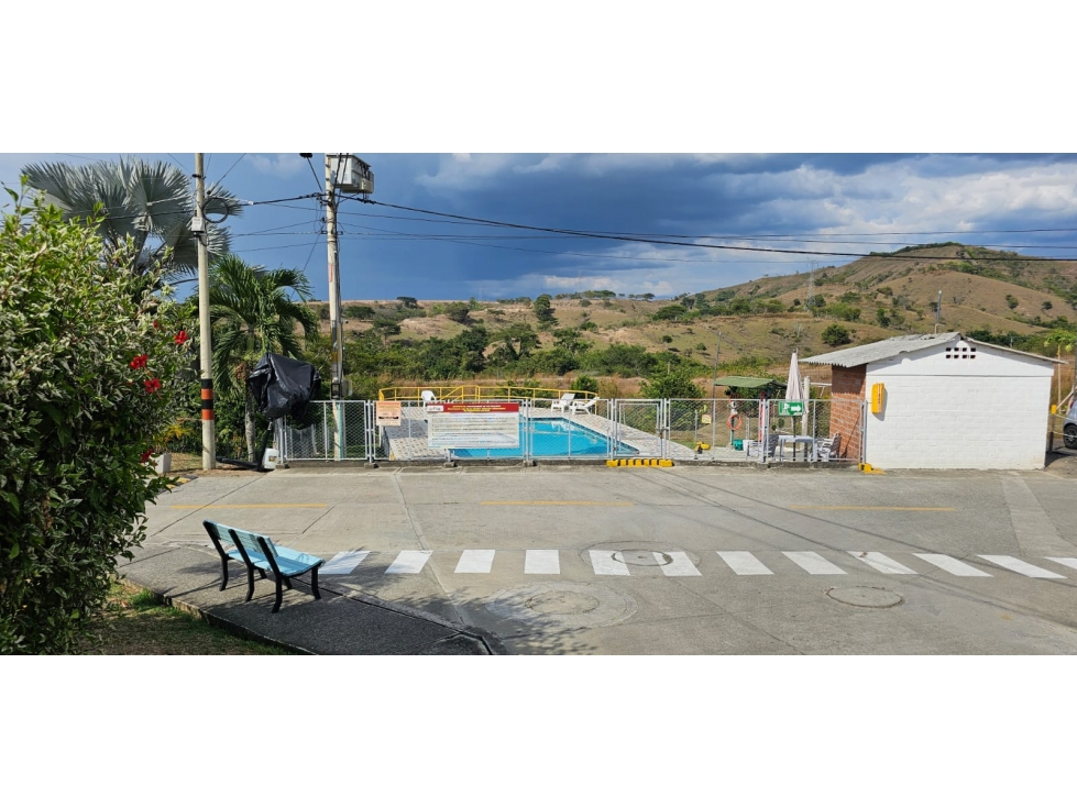 VENTA CASA CONDOMINIO ALTOS DE LA COLINA TULUA - 2