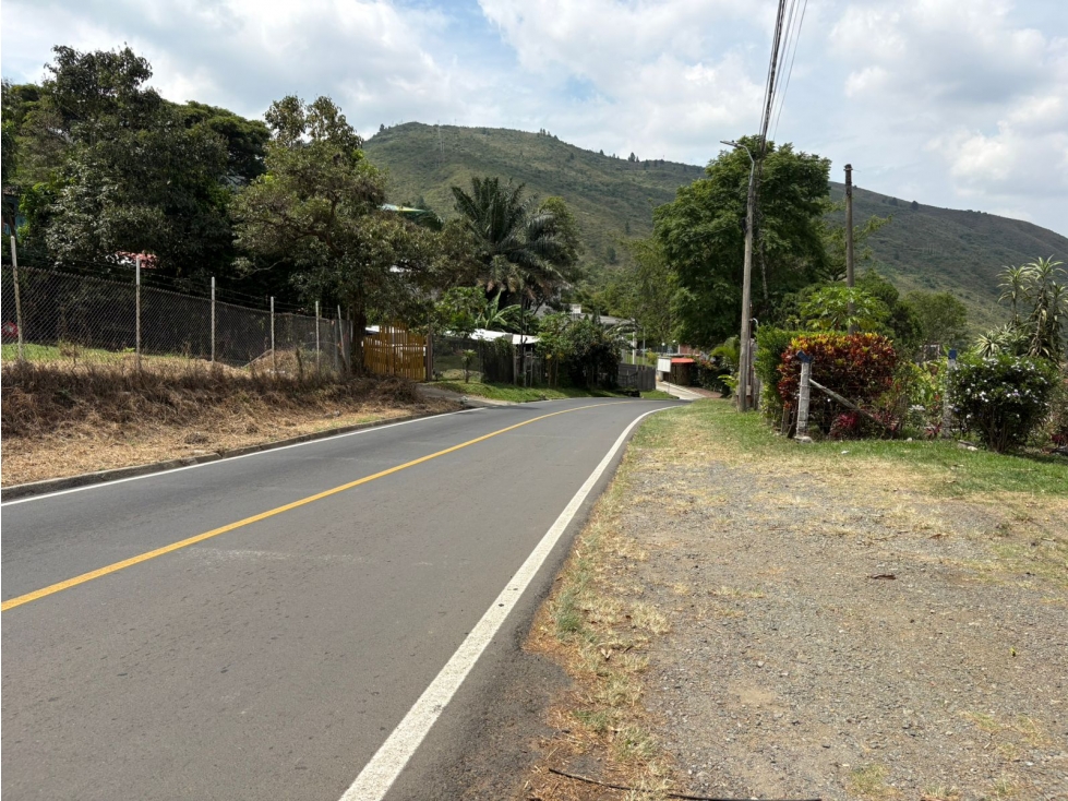 Finca en Venta Alquiler Vereda Santa Inés Yumbo Valle — foto 2