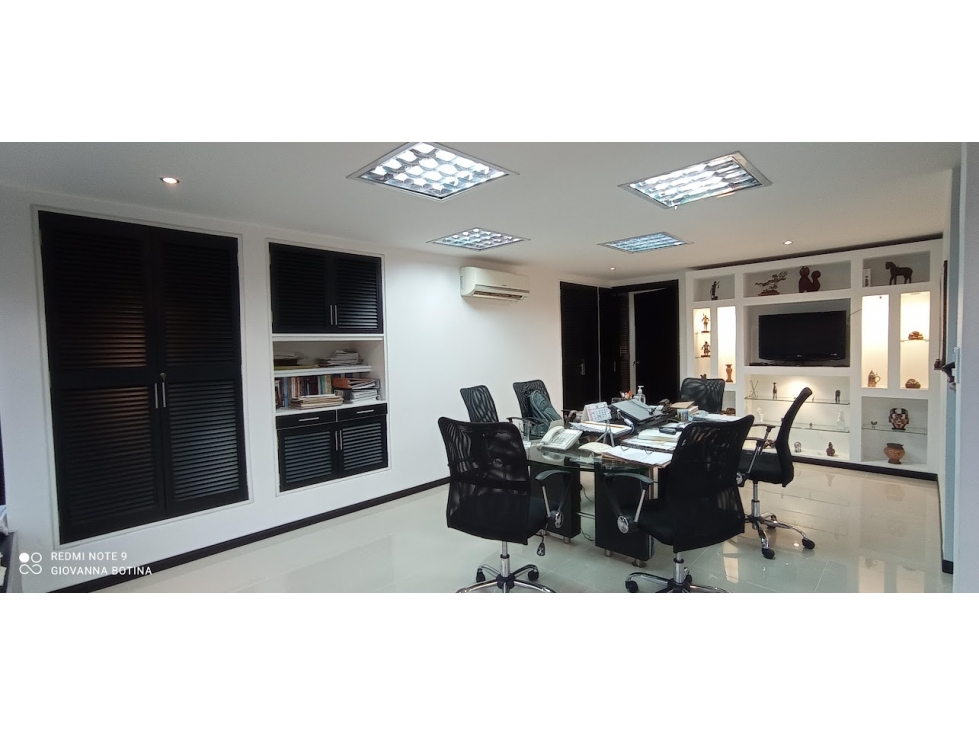 VENTA OFICINA EN EDIFICIO TORRE DE CALI - 6