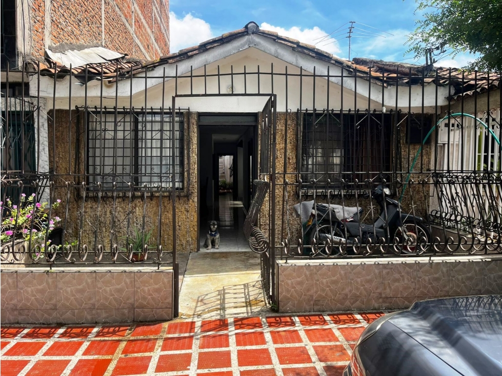 Casa - Venta sobre Vía Principal Barrio industrial . , Cali — foto 2