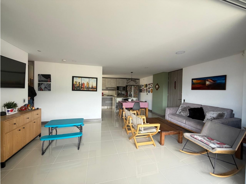 APARTAMENTO EN VENTA / LOMA DE LAS BRUJAS — foto 6