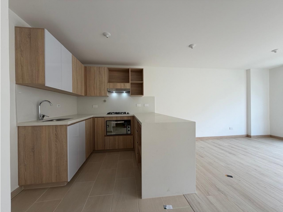 APARTAMENTO VENTA / SECTOR CAMINO VERDE — foto 2