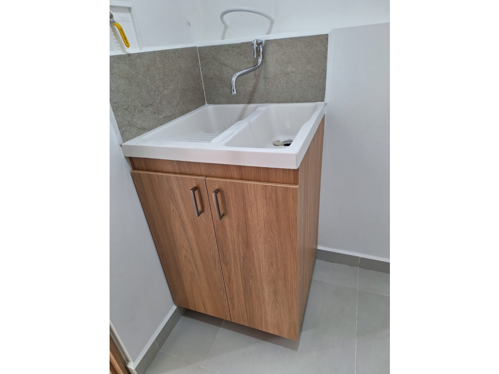 APARTAMENTO EN VENTA / LA ESTRELLA — foto 4