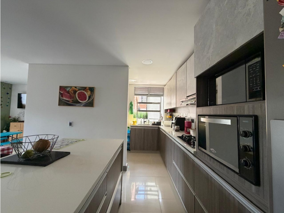 APARTAMENTO EN VENTA / LOMA DE LAS BRUJAS