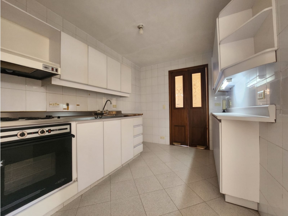 APARTAMENTO VENTA / LAURELES #12 — foto 6