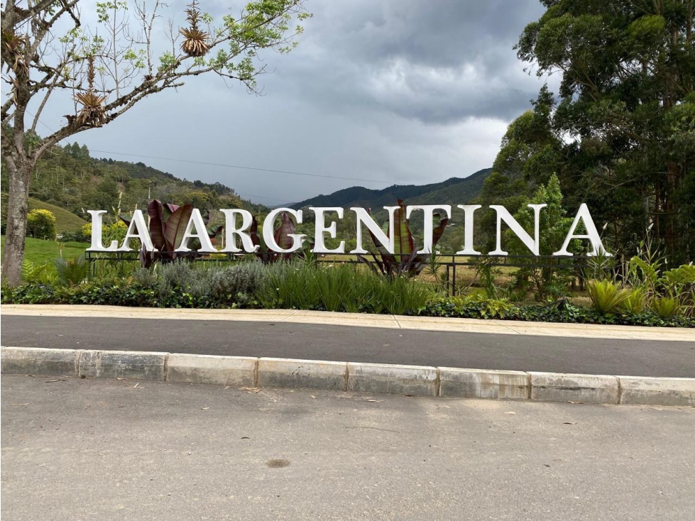 LOTE / PARCELACION LA ARGENTINA / EL RETIRO (SZ36)