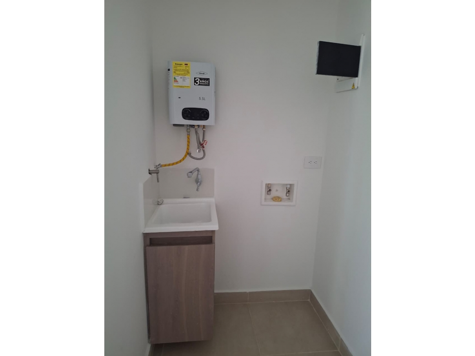 APARTAMENTO EN ARRIENDO PARA ESTRENAR / SABANETA (SZ 56) — foto 5