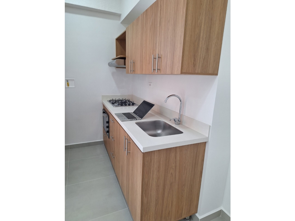 APARTAMENTO EN VENTA / LA ESTRELLA — foto 2