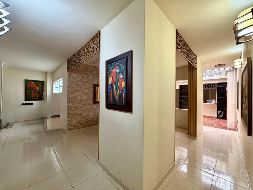 CASA DOS NIVELES EN VENTA / LAURELES — foto 3