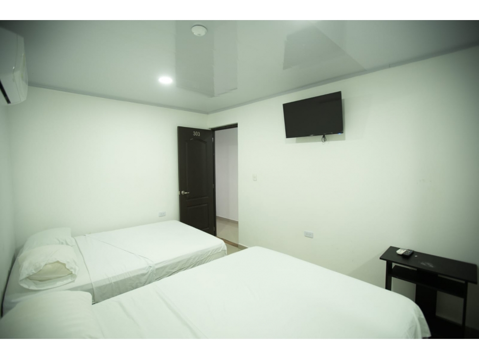 HABITACIÓN CON BAÑO PRIVADO, EN HOTEL CENTRAL, BOCAGRANDE, CARTAGENA - 6