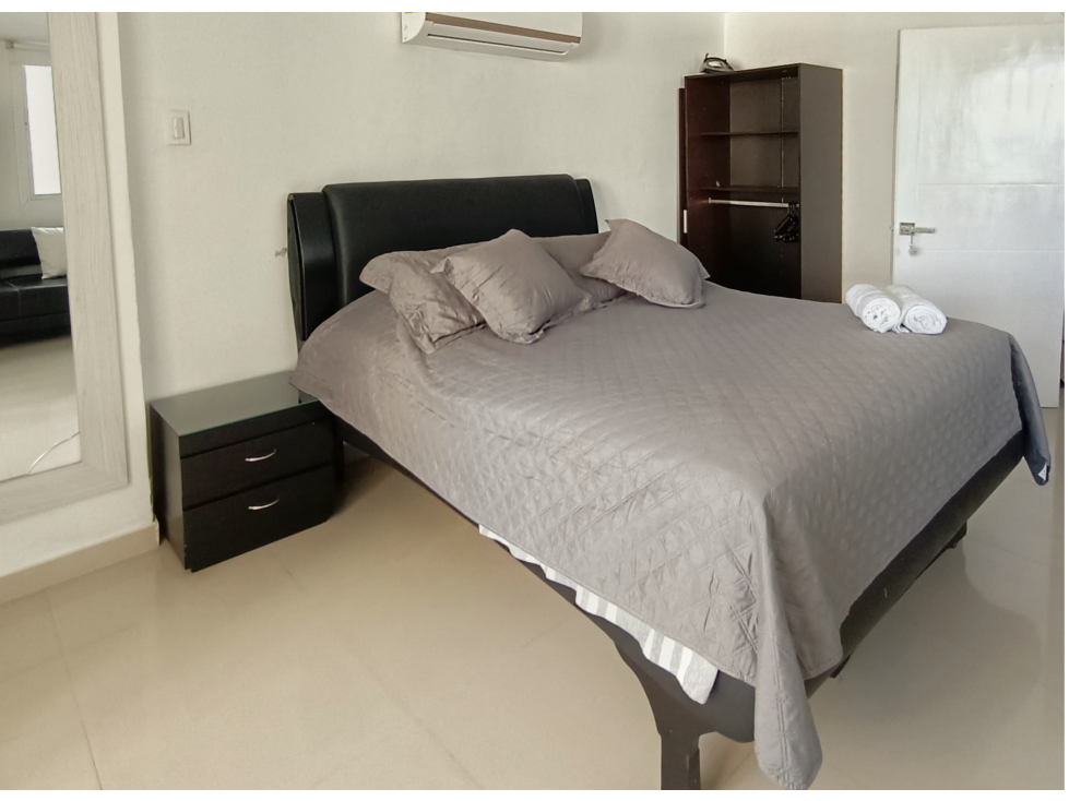 ESTUDIO EN PISO 5, TRES CARABELAS, LAGUITO, CARTAGENA.
