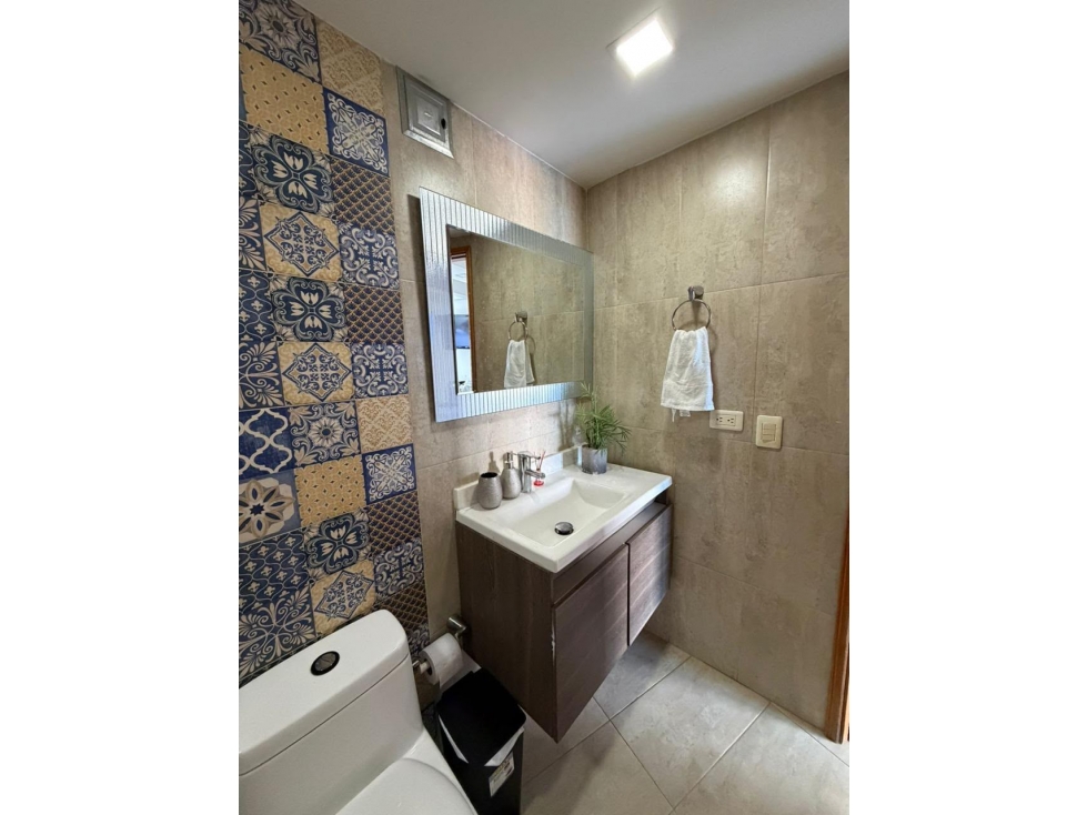 APARTAMENTO EN VENTA, PISO 3, EN EL LAGUITO — foto 4