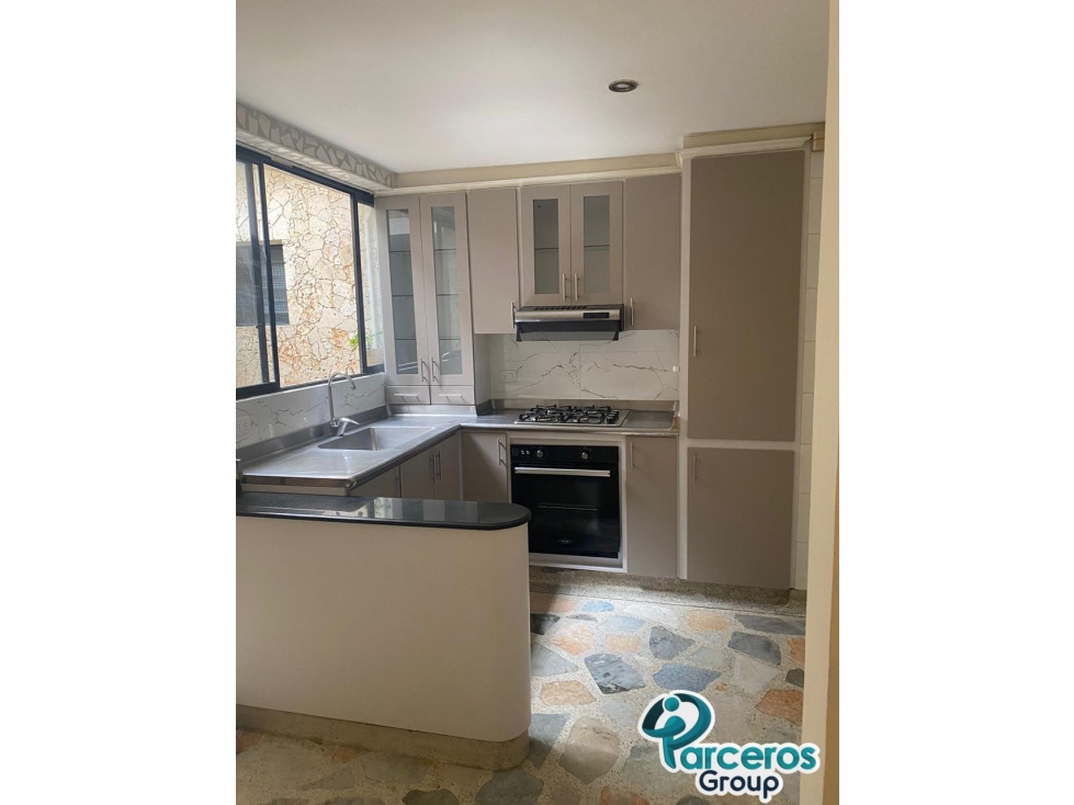 CASA EN VENTA DE 4 HABITACIONES, 3 PISOS, VALHER, DOSQUEBRADAS — foto 4