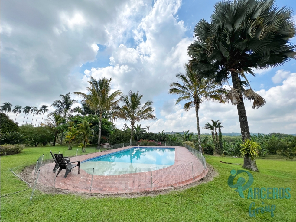 BELLA CASA CAMPESTRE DE 4 HABITACIONES, COMBIA, PEREIRA — foto 4