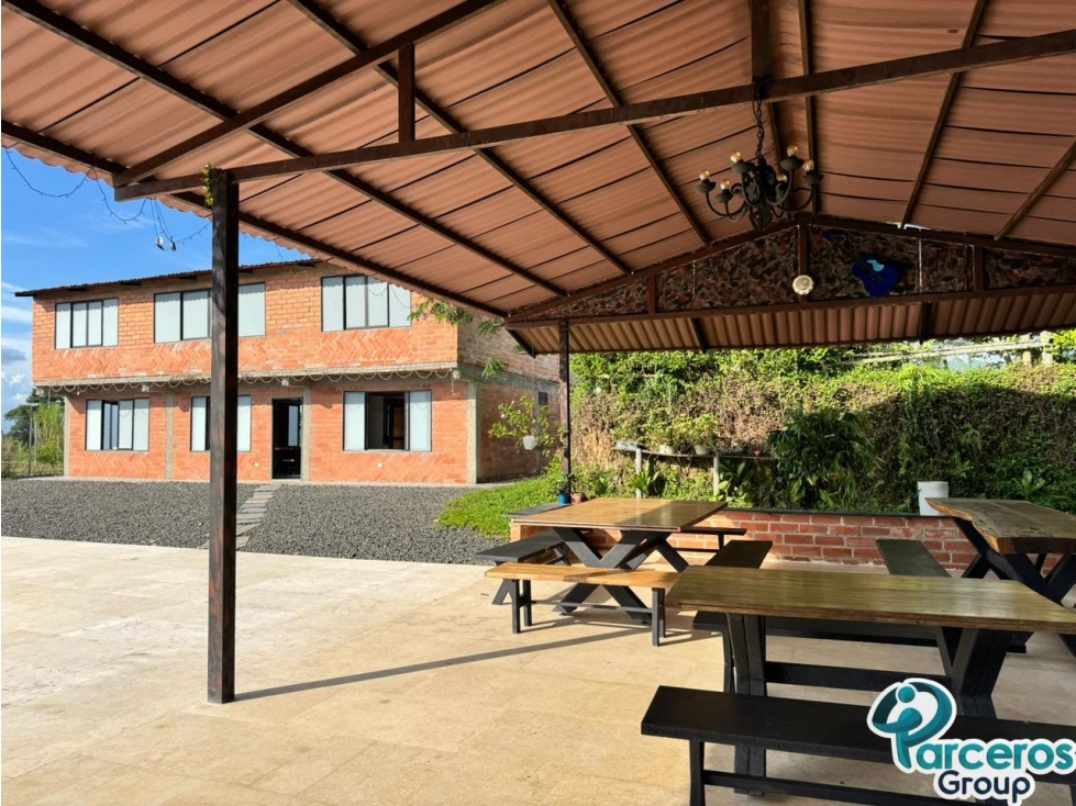 FINCA EN VENTA DE 7 HABITACIONES, 2 PISOS, MORELIA, PEREIRA — foto 4