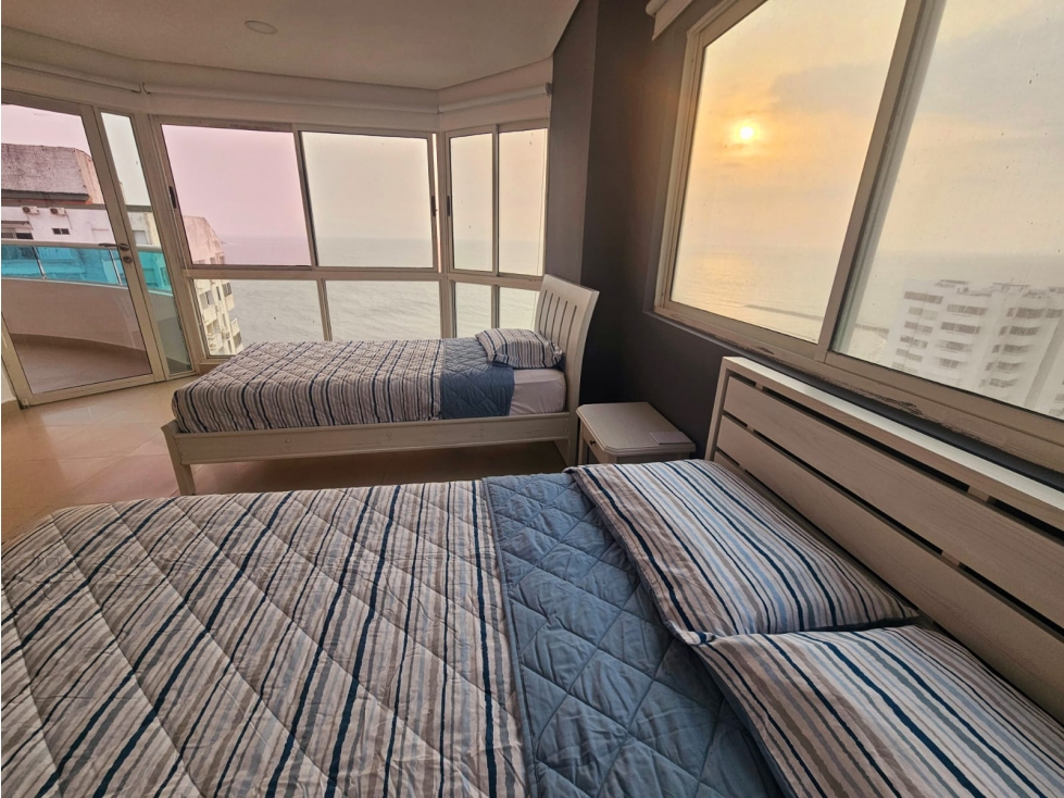 APARTAMENTO VACACIONAL, PISO 15, TORRES DEL LAGO, LAGUITO — foto 6